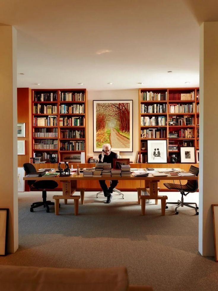 Le bureau comme monde, chez un illustrateur du onzième