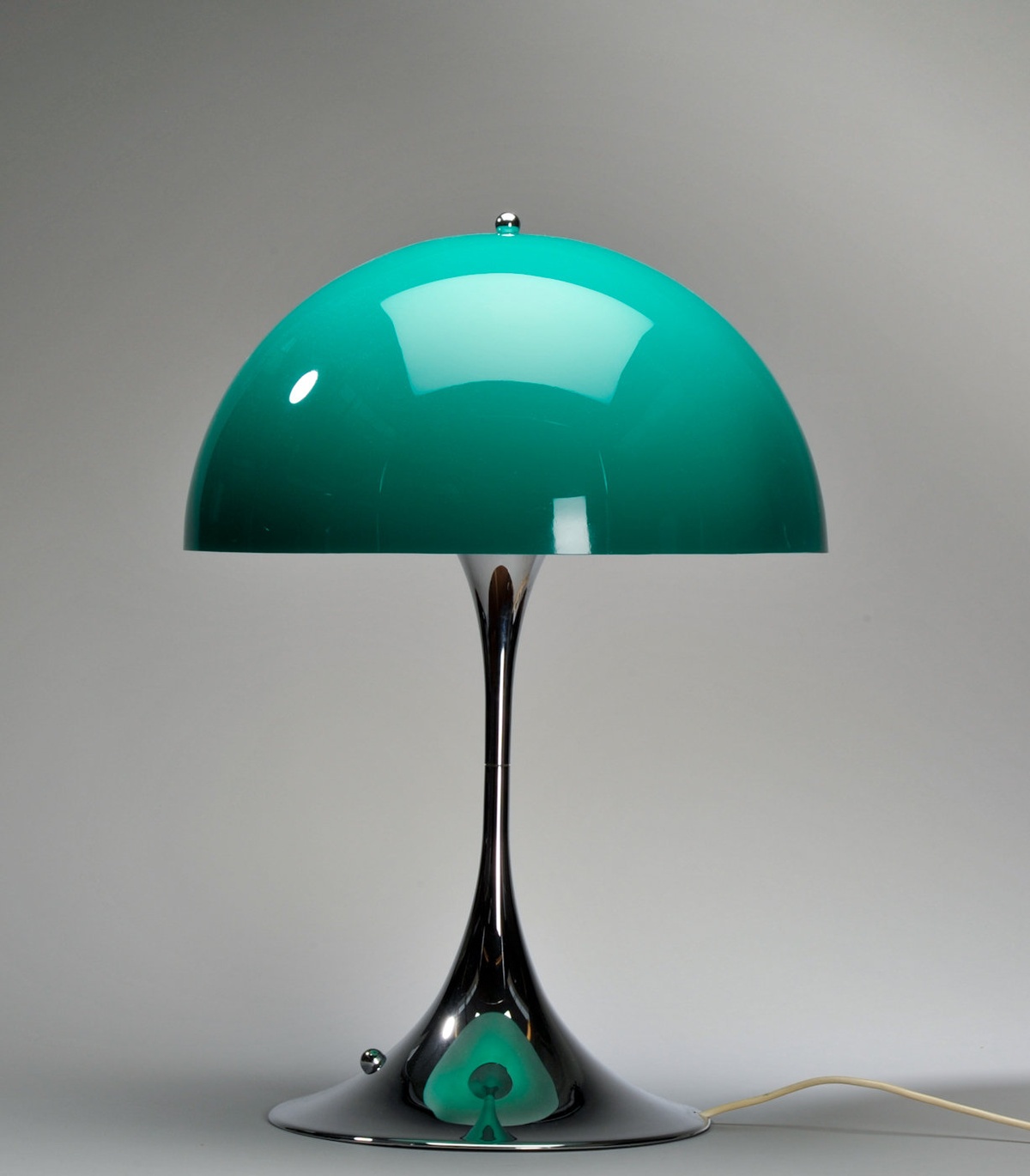 Seen Everywhere : la lampe champignon en verre opalin — image 6